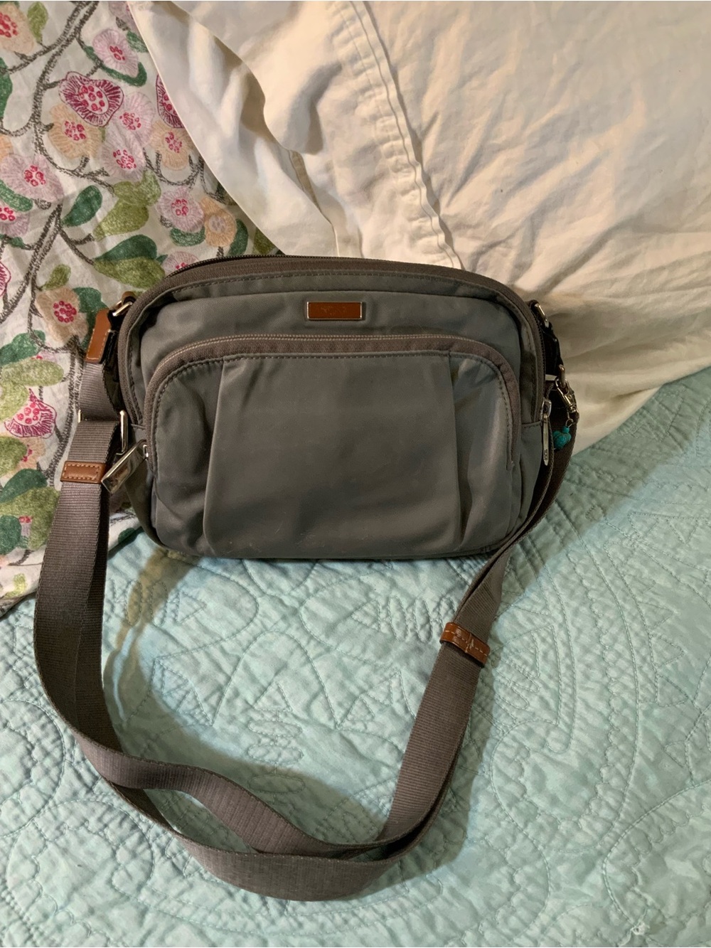 Compact Gray Crossbody Bag with Front Zip Pocket